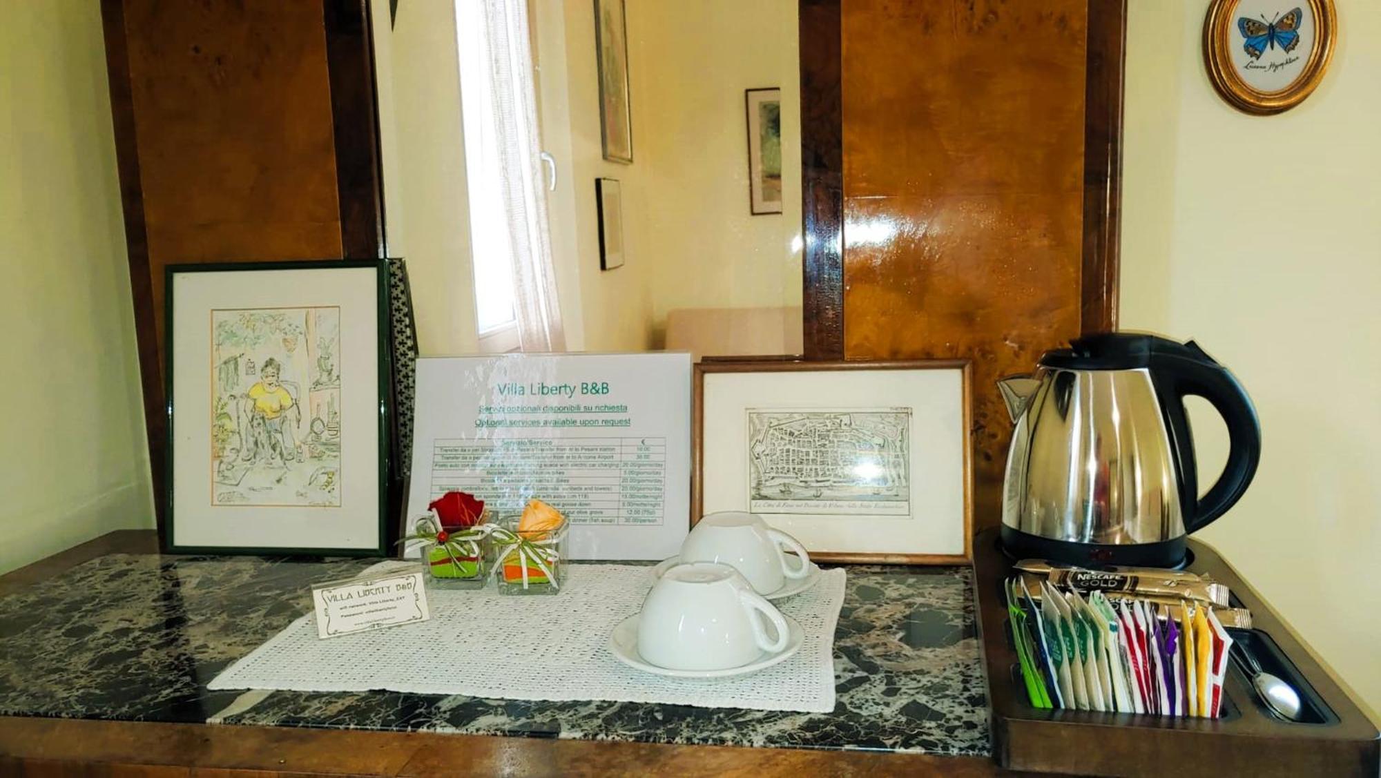 Villa Liberty B&B Фано Экстерьер фото